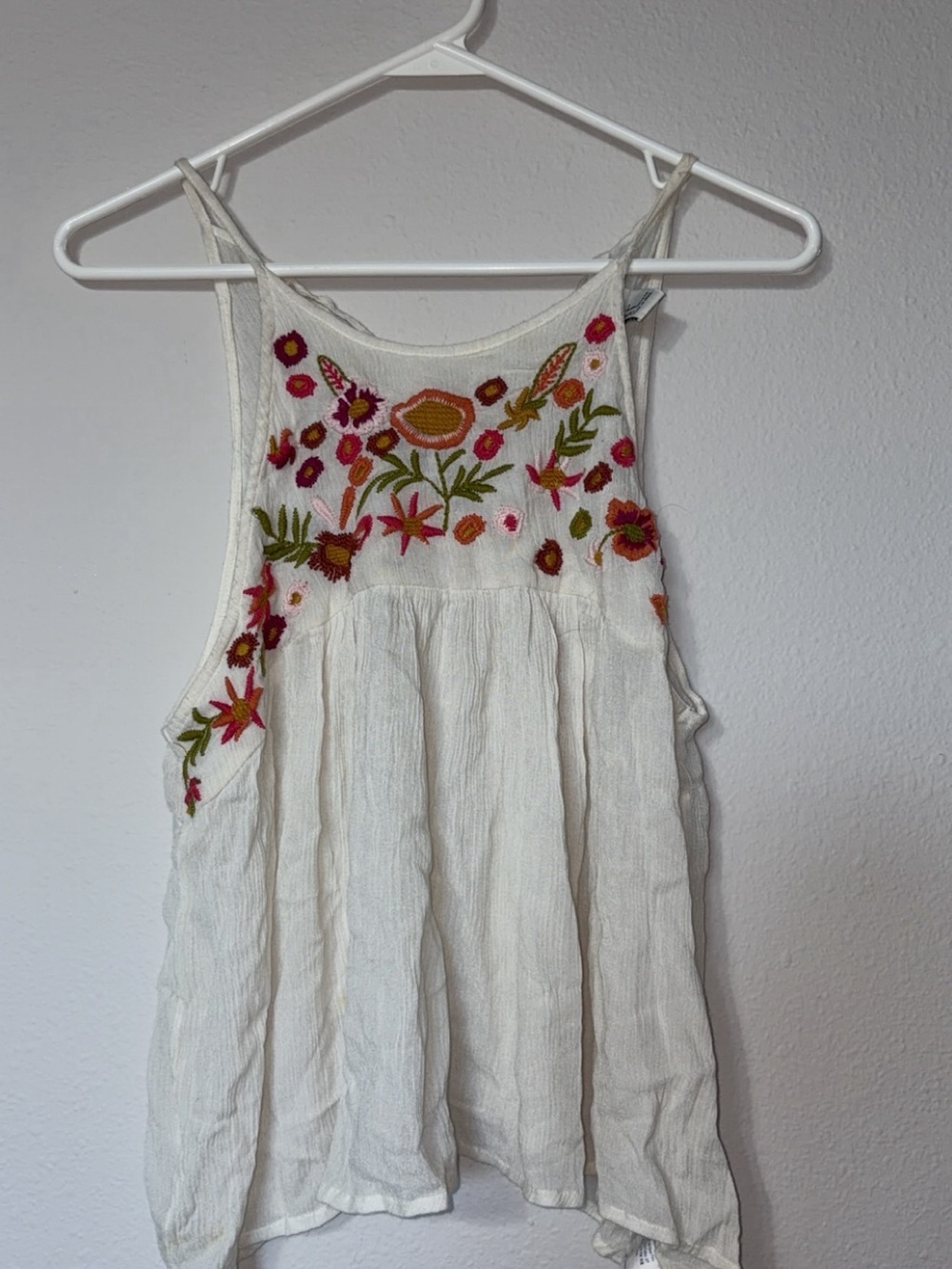 Forever 21 White Embroidered Floral Tank Top